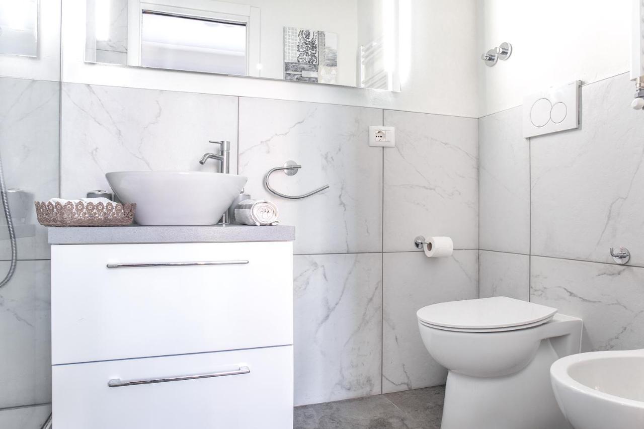 B&B Eldom Bologna Exteriör bild
